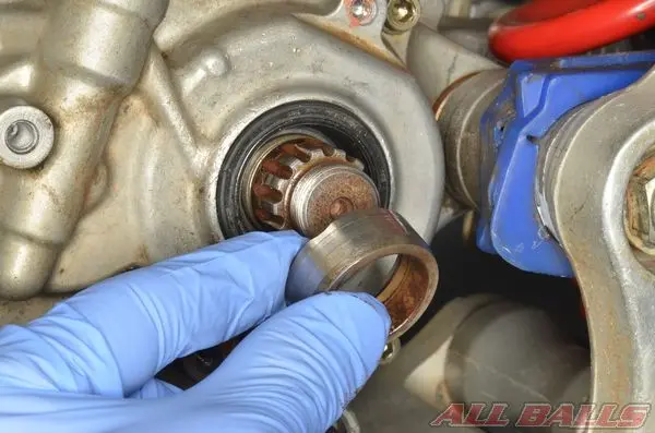 Описание: http://allballsracing.ru/files/upload/states/countershaft_bushing_and_seal_moto/Countershaft_Bushing_and_Seal_6.webp