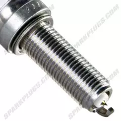 Свічка запалювання NGK 6213 SILMAR9A9S Laser Iridium Plug
