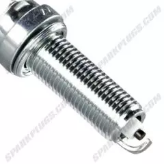 Свічка запалювання NGK 5946 LMAR6A-9 Standard Plug